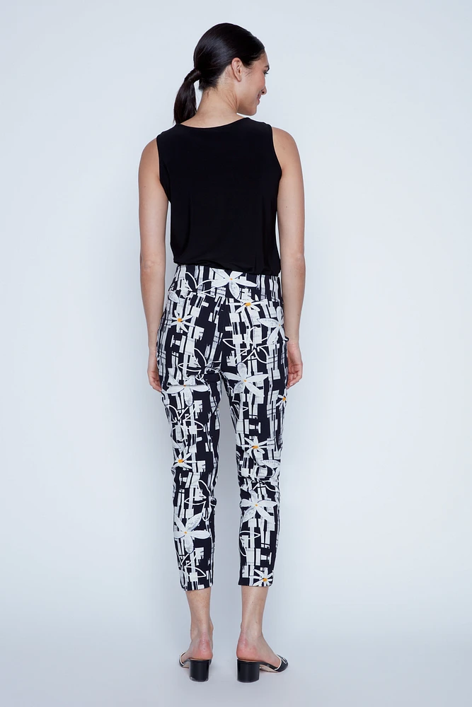 Le pantalon à jambe étroite