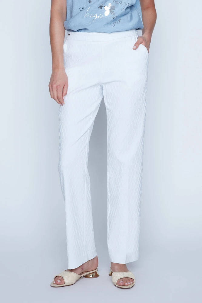 Le pantalon à jambe droite