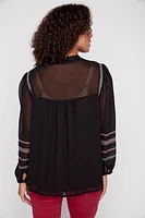 La blouse en georgette brodée