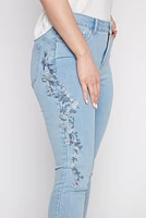 Slim leg floral embroidery jean