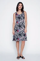 La robe d'été à imprimé floral abstrait