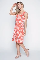 La robe d'été à imprimé fleuri et pois