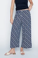 Le pantalon gaucho à imprimé géométrique