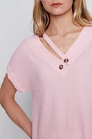 Button detail crinkle top