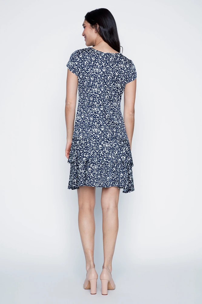 La robe à volants au motif pois