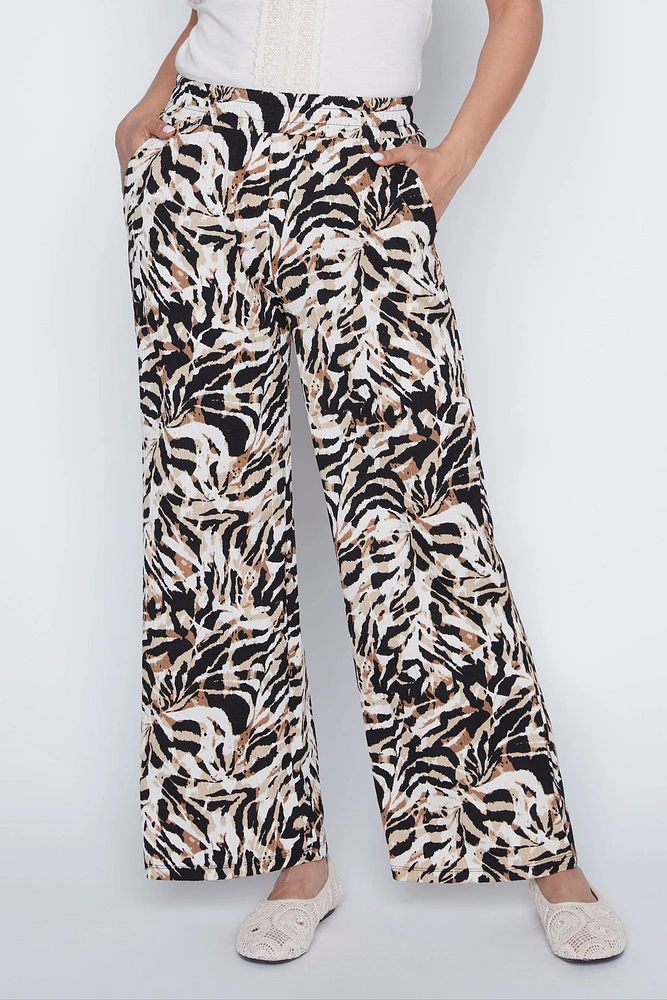 Le pantalon à imprimé animalier