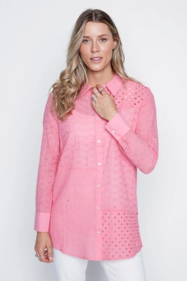 La blouse à œillets en coton