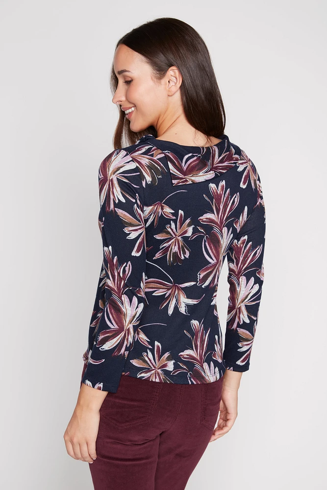 Split neck leaf design knit top