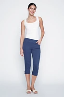 Le capri en denim à jambe droite