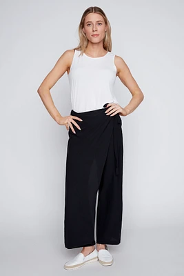 Wrap front capri
