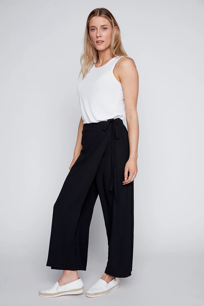 Wrap front capri