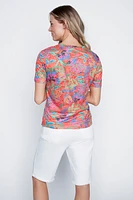 Le t-shirt imprimé feuille dévorée