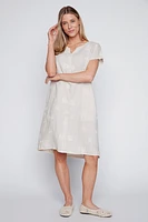 La robe en lin avec broderie circulaire