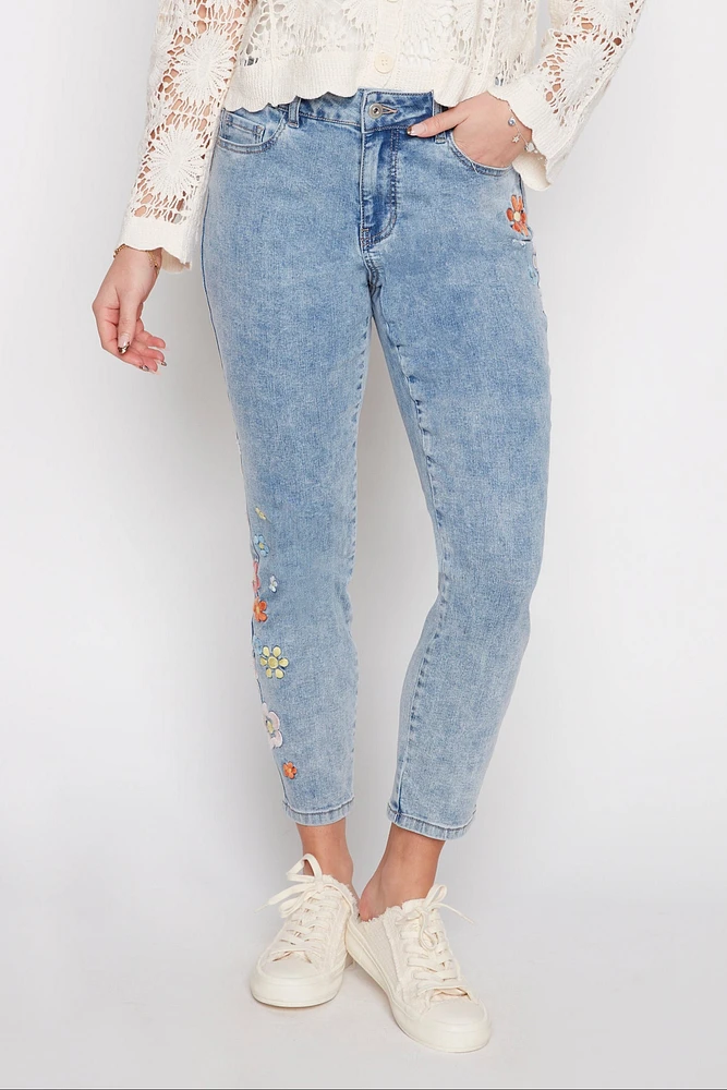 Slim leg jean with floral embroidery