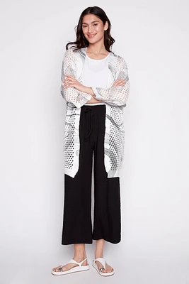 Le cardigan imprimé abstrait