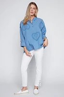 La blouse en coton avec broderie coeur