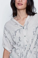 La blouse en coton à feuilles brodées