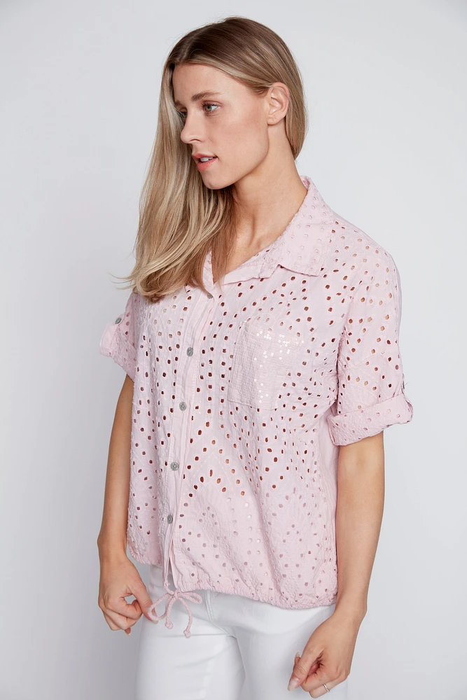 La blouse à œillets en coton
