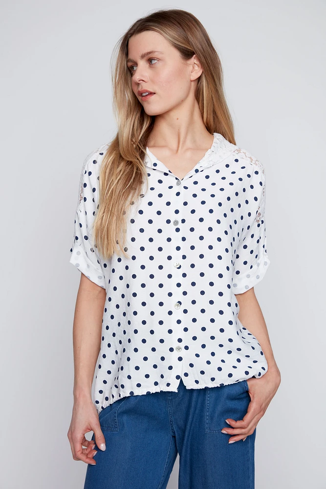 La blouse à imprimé pois
