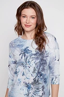 Printed burnout t-shirt withcrochet applique