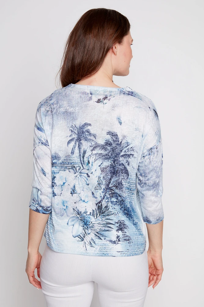 Printed burnout t-shirt withcrochet applique