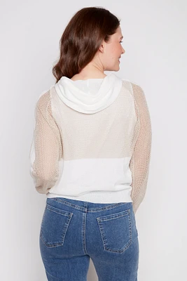 Le sweat à capuche en lurex au crochet