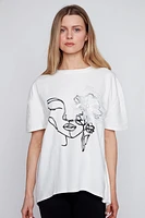 Le t-shirt en coton imprimé portrait
