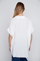 La blouse à détails strass