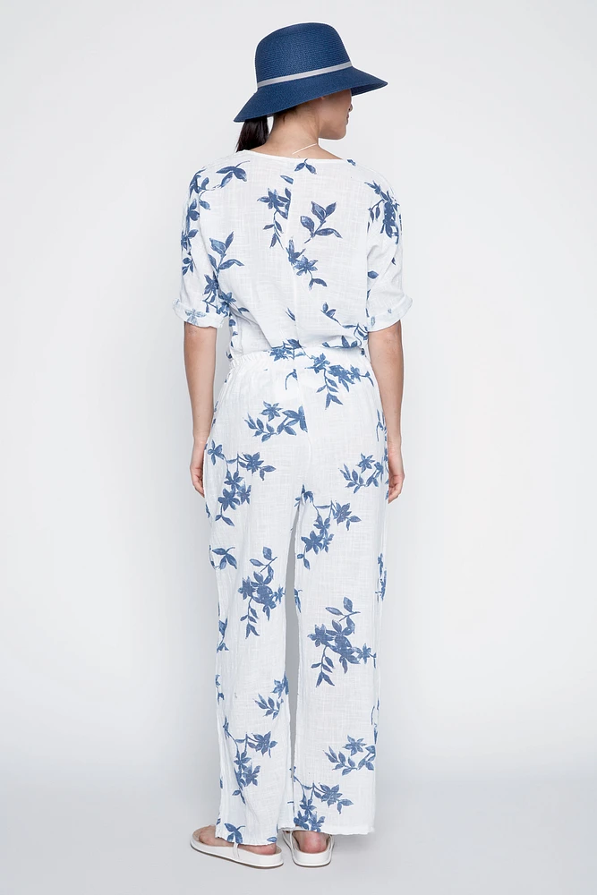 Le pantalon en coton à imprimé floral