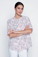 La blouse en gaze de coton imprimé marguerites