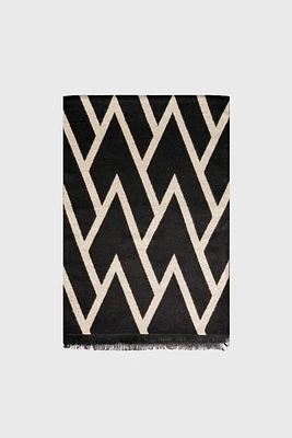 Zig zag design scarf