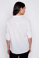 La blouse en coton brodé