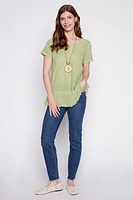 Solid tunic with necklace