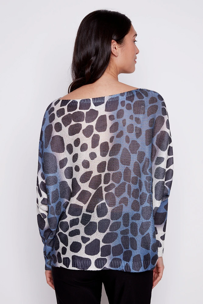 Le pull en tricot à imprimé animalier