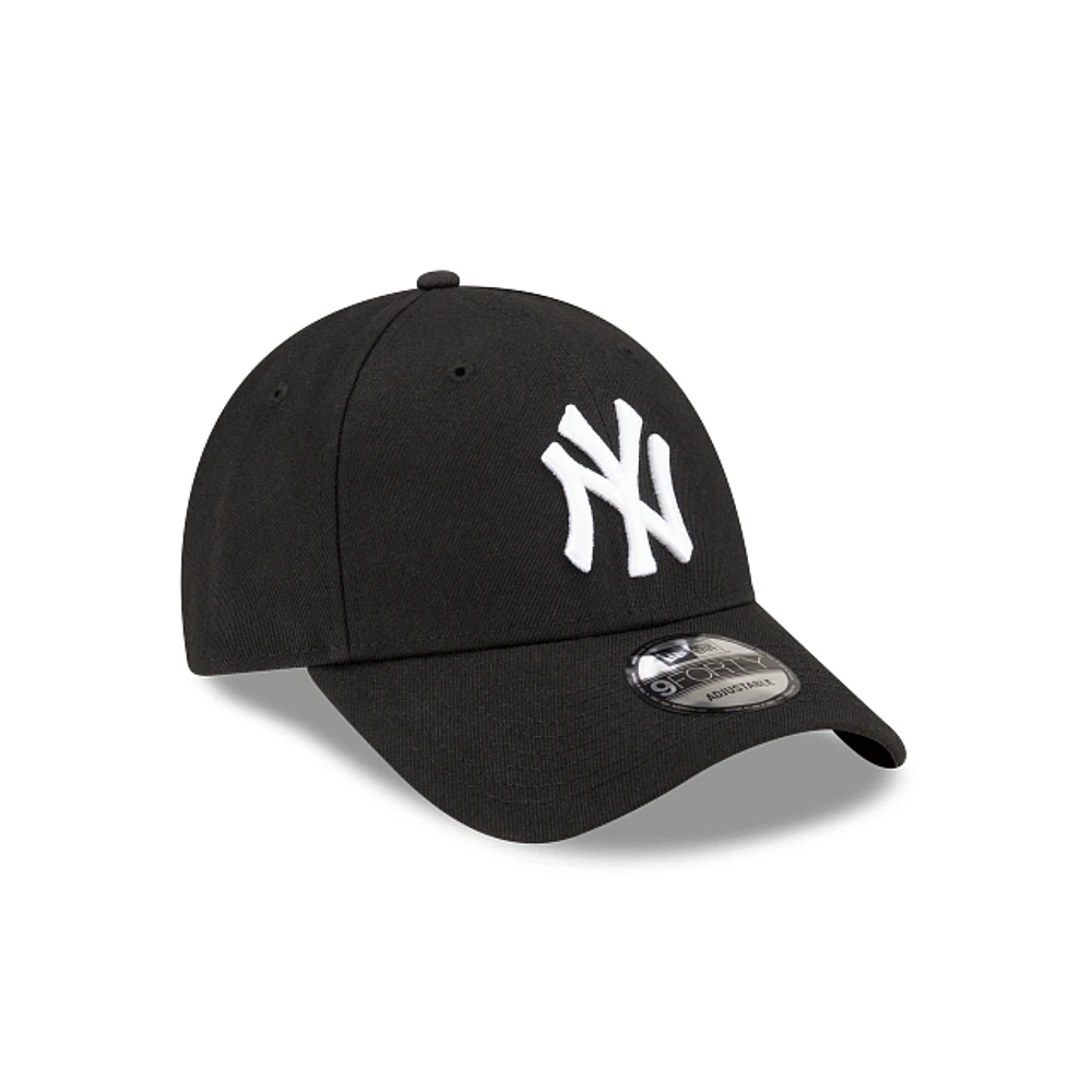 MLB Hat 940 The League Black and White Yankees