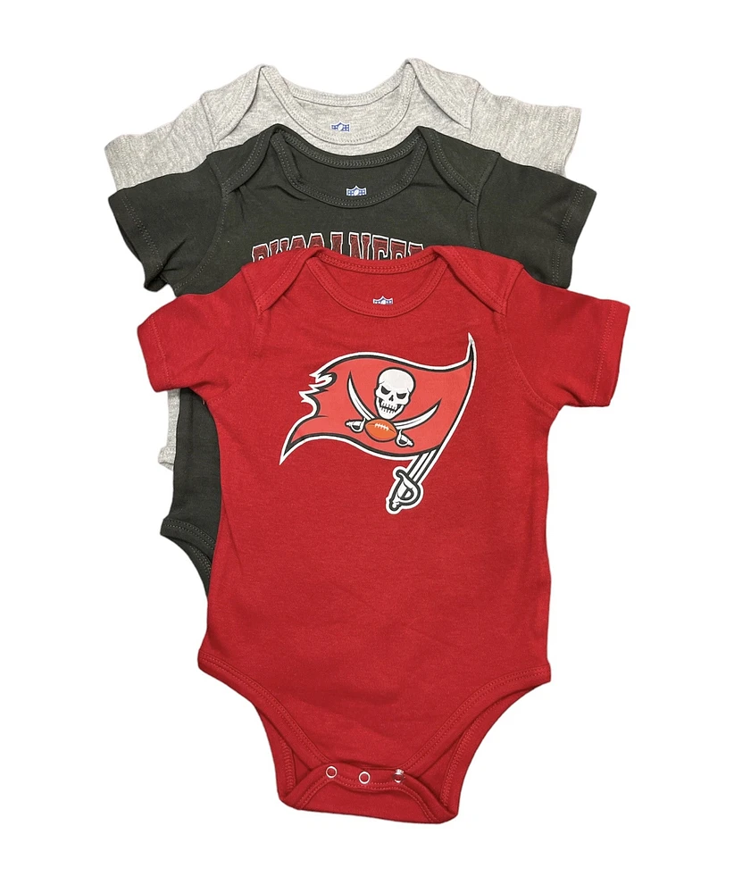 NFL 3pc Onesie Set Born to Be Creeper Buccaneers