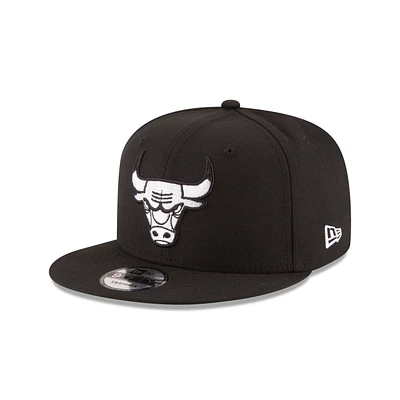 NBA Hat 950 Basic Snapback Black and White Bulls