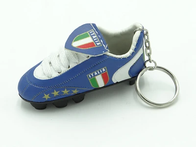 Country Keychain Cleat Italy