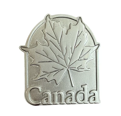 Country Magnet Metal Maple Leaf Canada