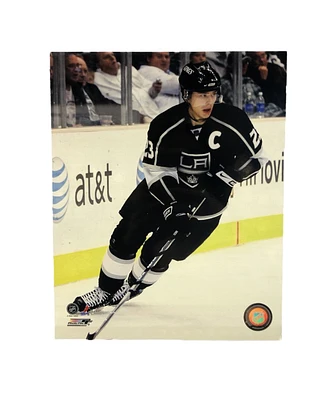 NHL 8X10 Player Photograph Skate Dustin Brown Kings