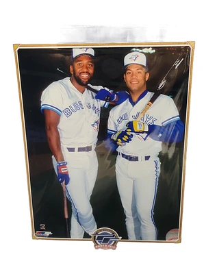 MLB 8x10 Vintage Player Photograph Roberto Alomar/Joe Carter Blue Jays