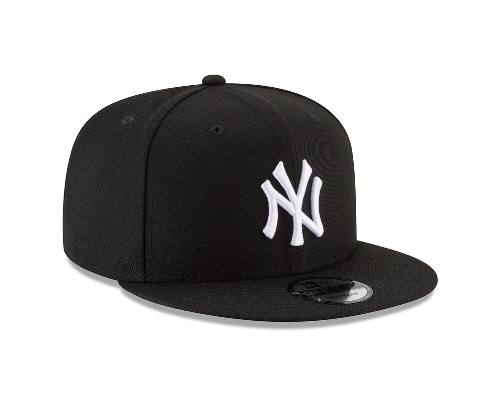 MLB Hat 950 Basic Snap Black and White Yankees