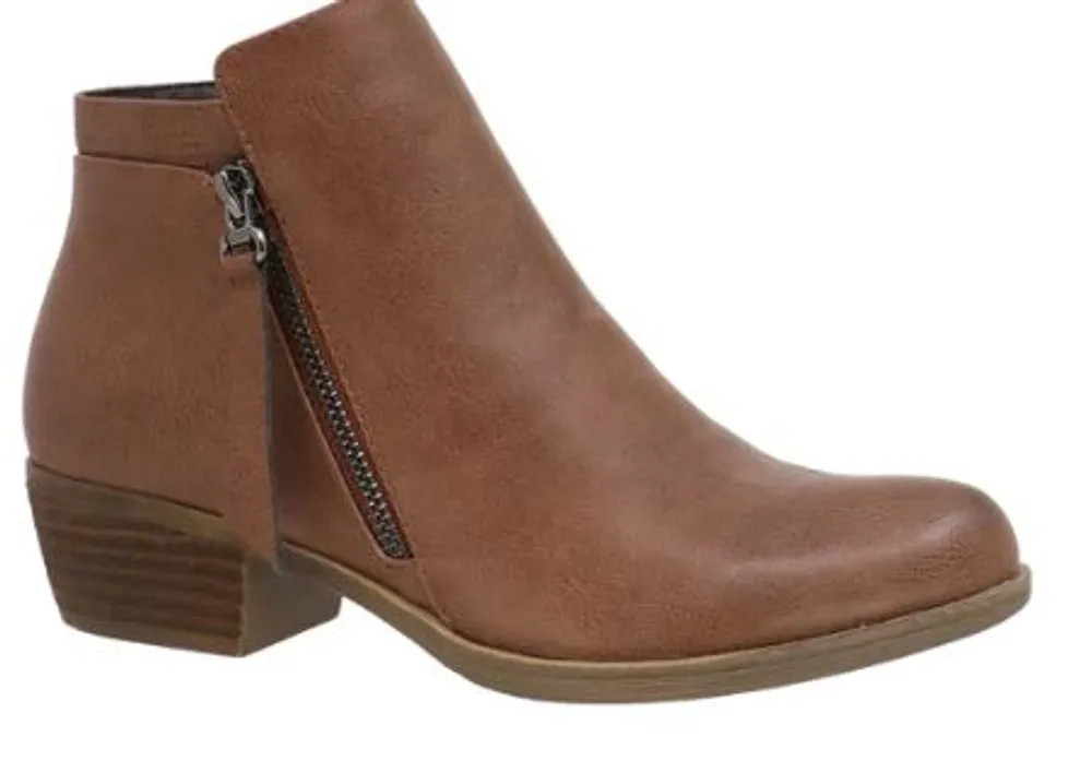 Taxi  Women's Alexis chelsea Bootie: tan