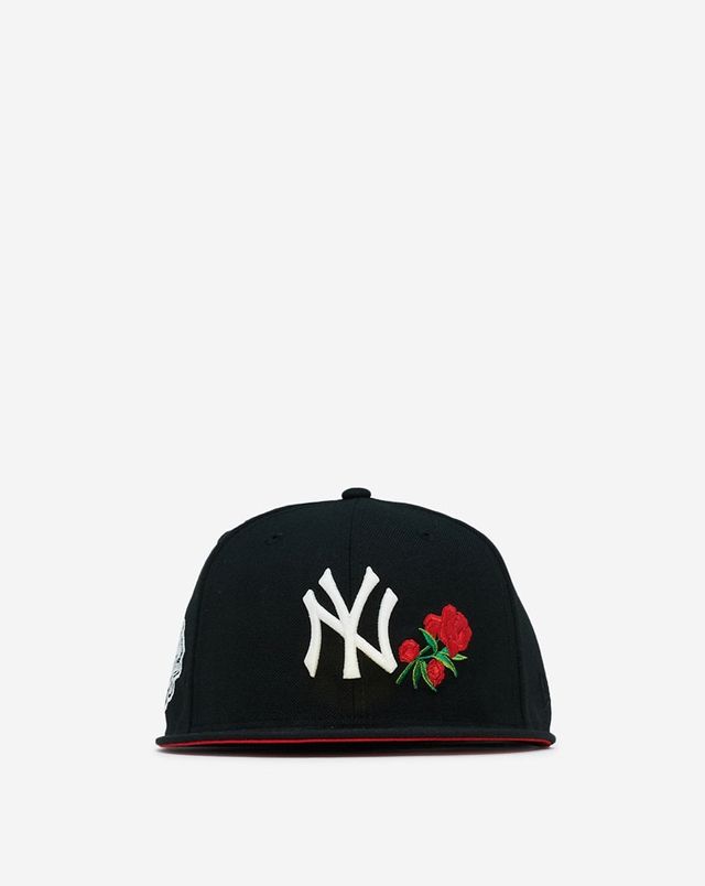 59FIFTY New York Yankees Black/Red with Rose Print UV Rose Patch