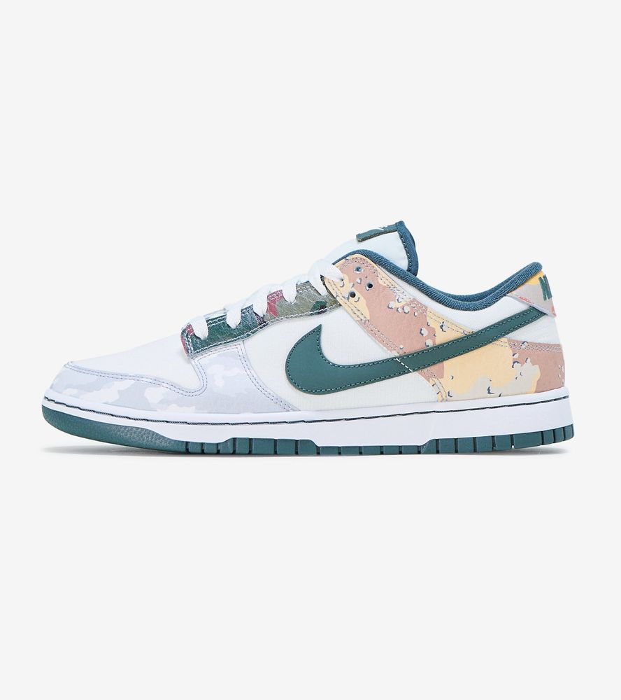 womens camo dunks