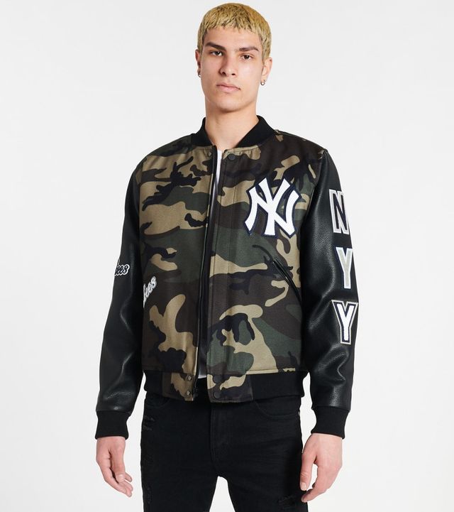 NEW YORK YANKEES TRIPLE BLACK VARSITY JACKET (BLACK) – Pro Standard