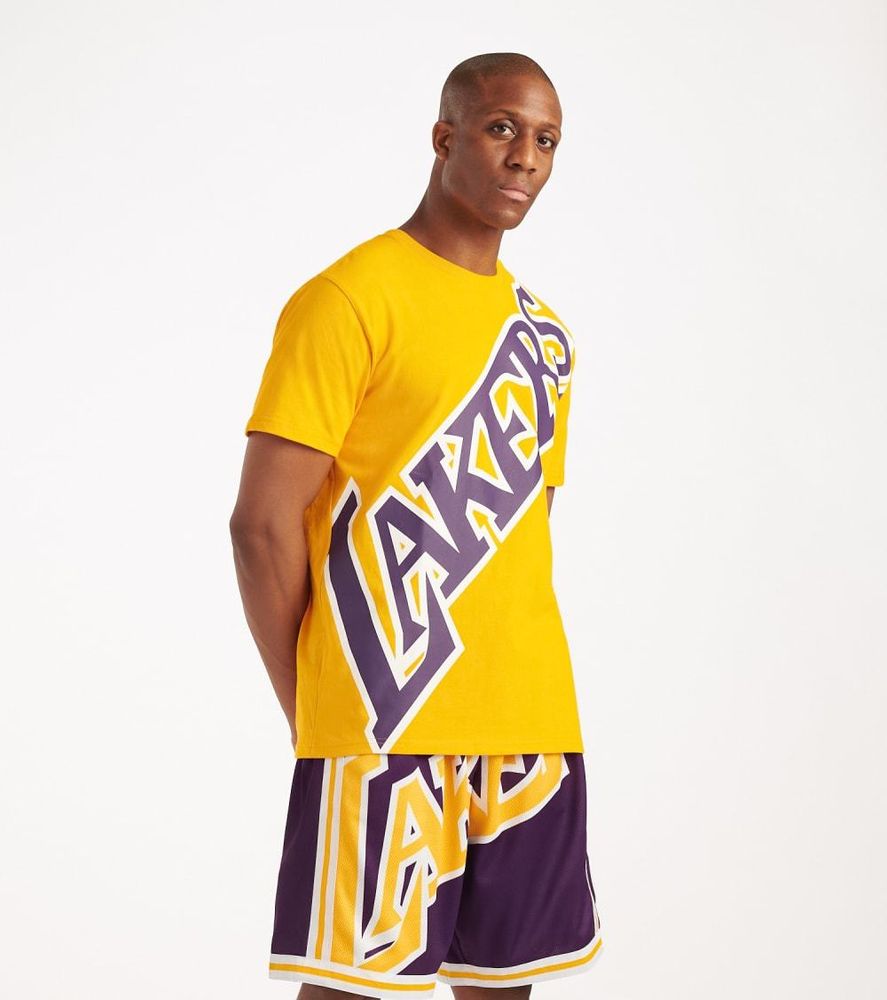 Shop Pro Standard Los Angeles Lakers Pro Team Tee BLL151542-YLW yellow |  SNIPES USA