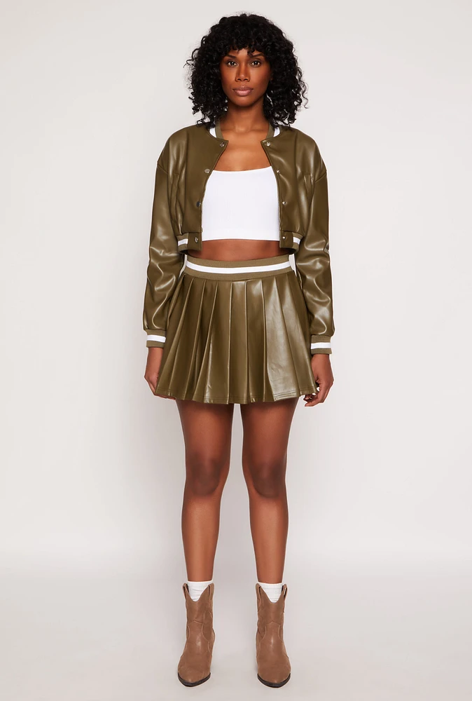 Womens Faux Leather Varsity Stripe Pleated Skort, Green, Size M