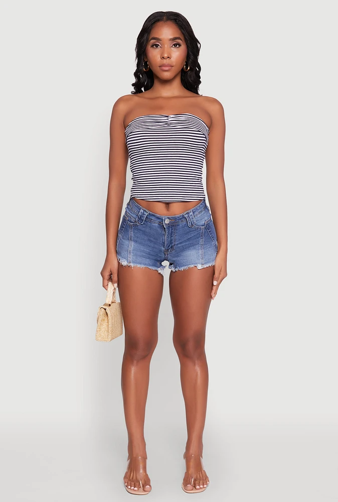Womens Madden Girl Frayed Hem Denim Booty Shorts, Blue,