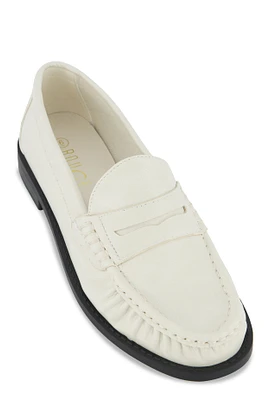 Womens Penny Loafers, White, Size 9